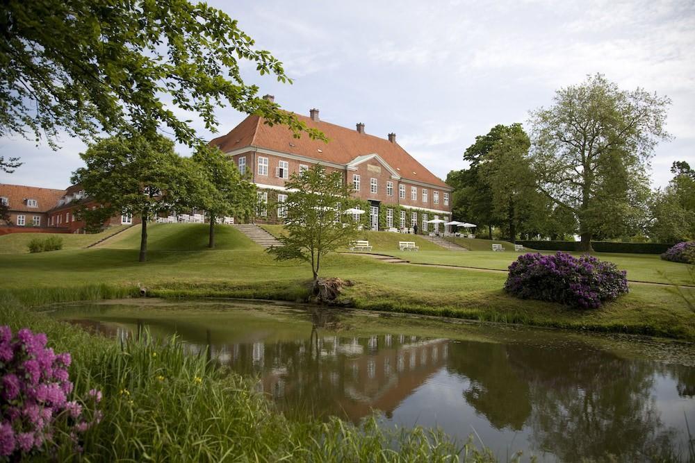 Hindsgavl Slot Hotel Middelfart Exterior photo